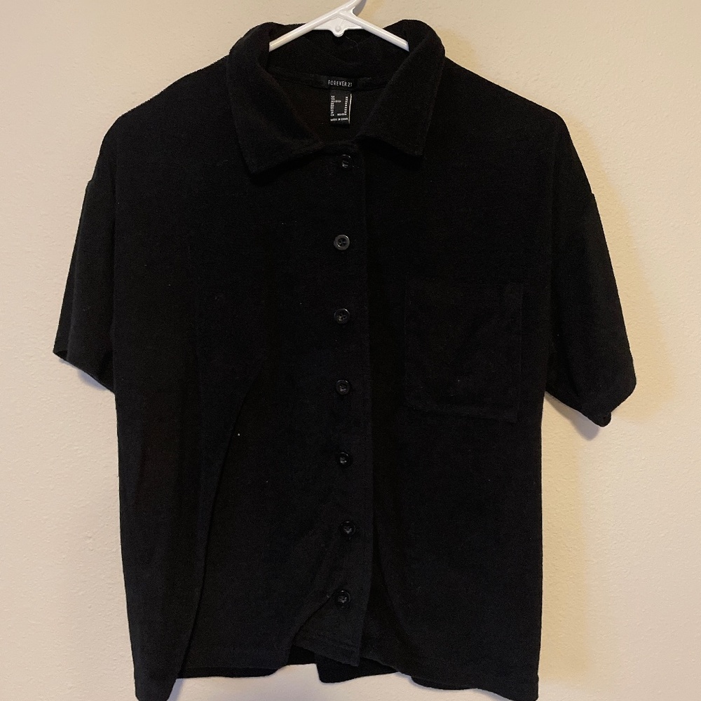 Black shirt